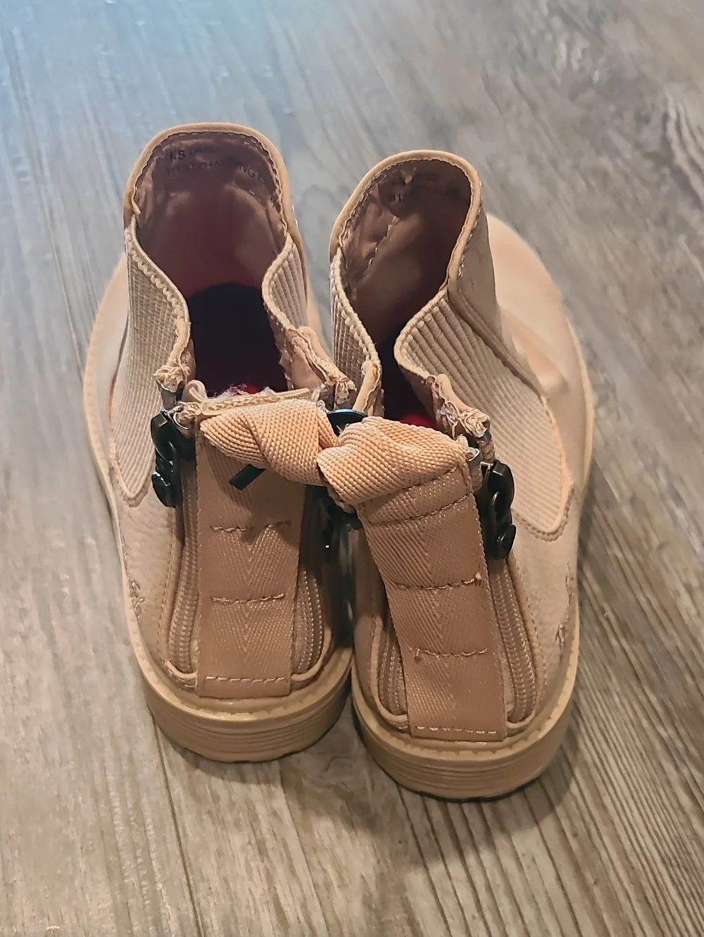 Blowfish Malibu Girl's Redsen-K Sweet Blush Saddle Rock Size 1.5